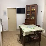 Il Lupo E La Volpe Penzion Centobuchi